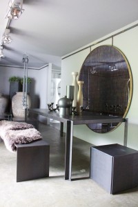 Emmelie Dining table