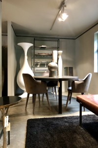 SIGNE-MARIE DINING TABLE